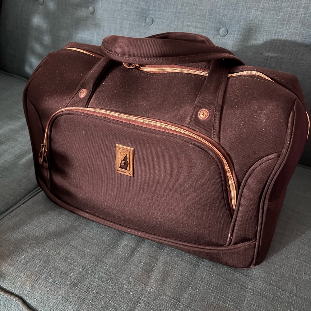 London Fog Chocolate Brown Travel Bag